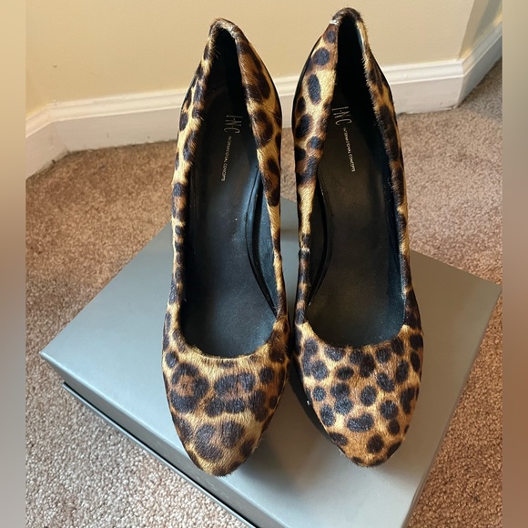 INC International Concepts Cheetah Print Heels sz 10 - Picture 3 of 5
